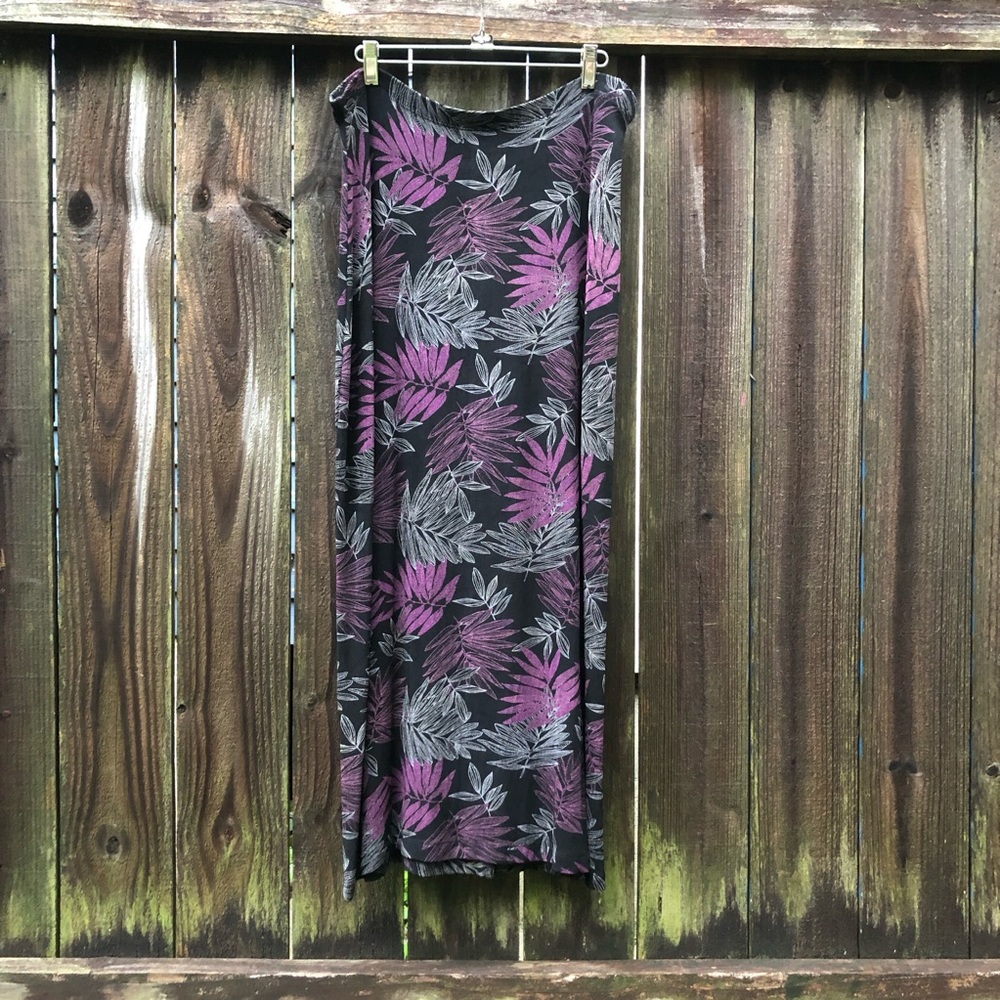 Vintage Witchy Slinky Maxi Skirt Linden Hill Size XL Black Purple Leaf Print
